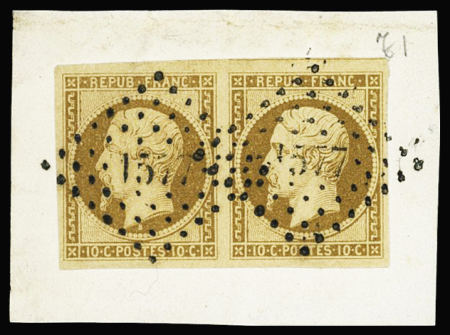 N°9a 10c bistre-brun, en paire, voisins en haut, obl.