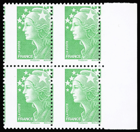 N°4229 TVP vert, variété piquage à cheval en bloc de