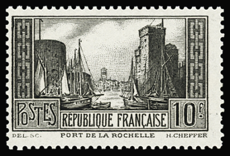 N°261B 10f La Rochelle brun-noir, imprimé pour le ministre