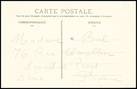 Océanie n°1 OBL CAD à cercle intérieur pointillé "Huahine Tahiti" (1904) sur carte postale "Un repas à Tahiti". TB