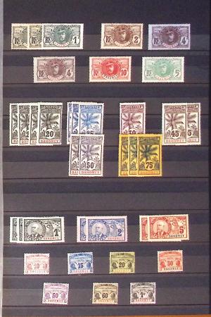 1859-1973, Collection éclectique comprenant 1 classeur
