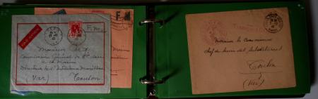 Album Safe format FDC contenant 76 plis majorité poste navale 1939 - 45 dont CAD Marseille-naval (1939), bureau n°24 (Casablanca 1939) + griffe "SM redoutable", CAD hex "Cuirassé Paris" (1927), croiseur Algérie (1939), c