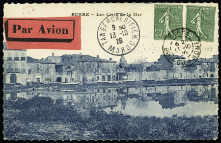 11.10.1926 Berre-Tanger par Bernard et Bougault, carte postale avec cachet rect violet "Voyage aérien France-Madagascar" + cachet violet avec ancre "Aviation maritime Berre (B du R)" (Muller France n°130 - 13 CP existan
