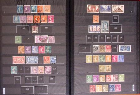 1849-2013, Collection de France en 9 classeurs, bien