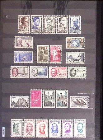 1849-2013, Collection de France en 9 classeurs, bien