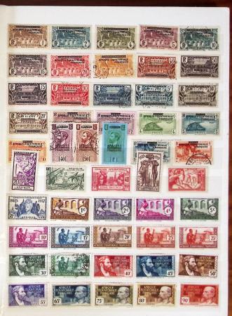 1859-1977, Collection des COLONIES en 17 classeurs,