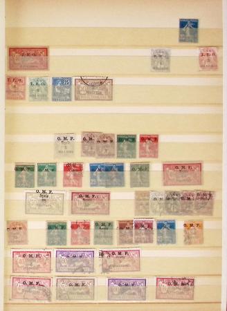 1859-1977, Collection des COLONIES en 17 classeurs,