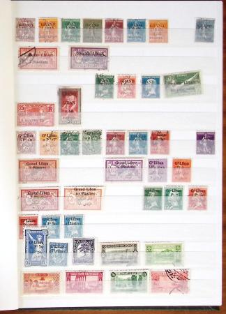 1859-1977, Collection des COLONIES en 17 classeurs,
