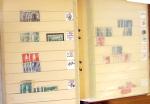 1852-1959, Deux classeurs constituant un stock de timbres