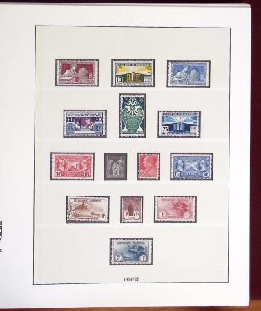 1900-2001, Collection de France en 8 classeurs Lindner,