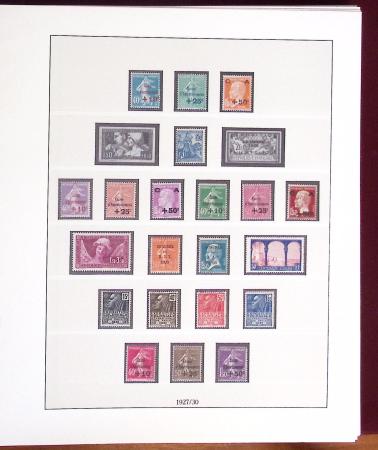 1900-2001, Collection de France en 8 classeurs Lindner,