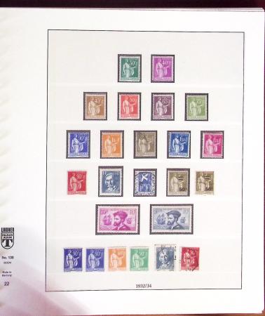 1900-2001, Collection de France en 8 classeurs Lindner,