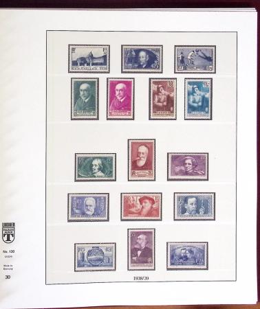 1900-2001, Collection de France en 8 classeurs Lindner,
