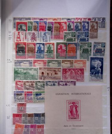 1900-50, Collection de neufs et d'oblitérés en cinq