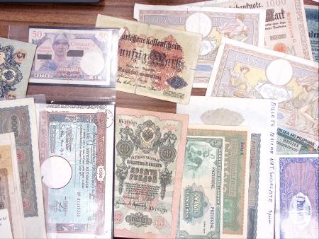1914-50 Lot of banknotes from a range of countries,