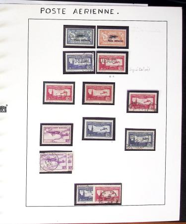 1900-2012, Collection en 11 albums, avec N°122 neuf