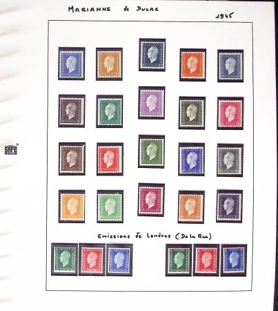 1900-2012, Collection en 11 albums, avec N°122 neuf