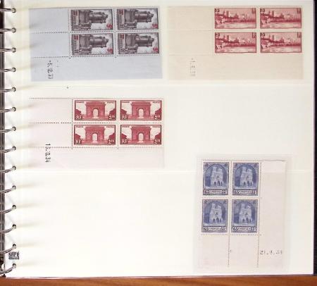1900-2012, Collection en 11 albums, avec N°122 neuf