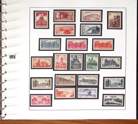 1900-2012, Collection en 11 albums, avec N°122 neuf