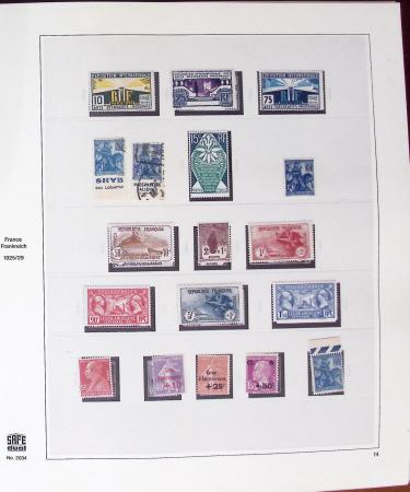 1925-2002 Remarquable collection en sept albums Safe
