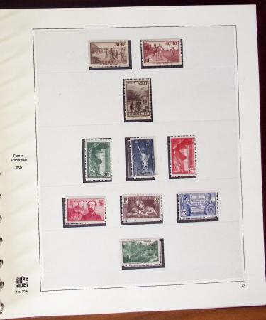 1925-2002 Remarquable collection en sept albums Safe