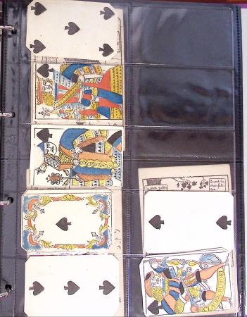 1900-2000 Des centaines d'ENTIERS POSTAUX en six classeurs,