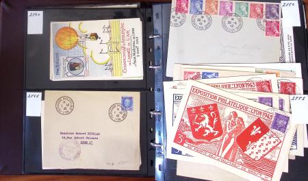 1900-2000 Des centaines d'ENTIERS POSTAUX en six classeurs,