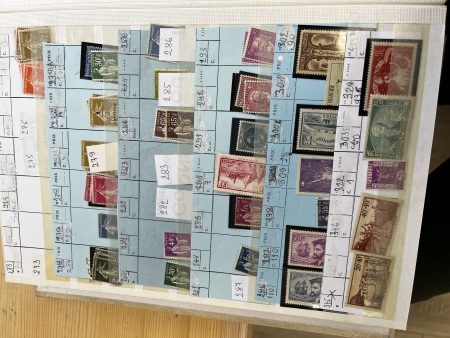 1935-2000, Lot de France neufs en quantité multiples,