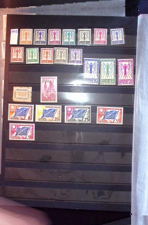 1900-1959 Beau lot de neufs et oblitérés avec une très