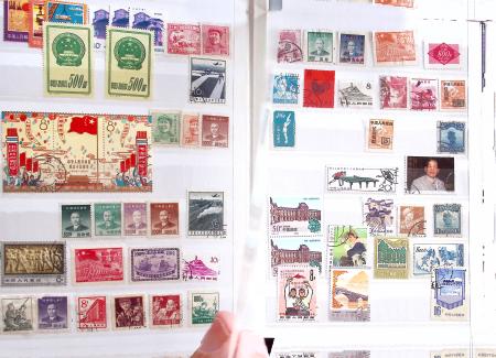 1880-1990 3 albums de timbres