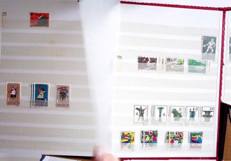 1880-1990 3 albums de timbres
