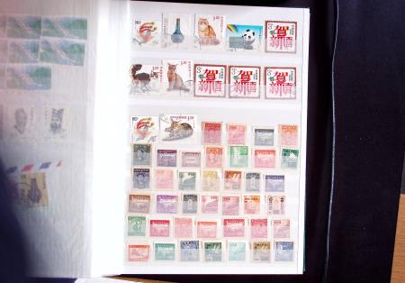 1880-1990 3 albums de timbres