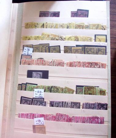 1849-1979, Important stock de timbres en 8 classeurs