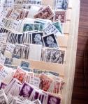 1849-1979, Important stock de timbres en 8 classeurs