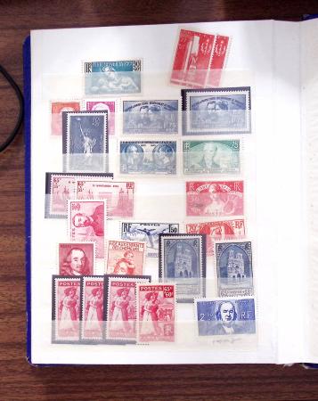 1883-1964, Lot de France en 4 albums et 1 petit classeurs