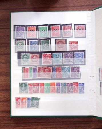1883-1964, Lot de France en 4 albums et 1 petit classeurs
