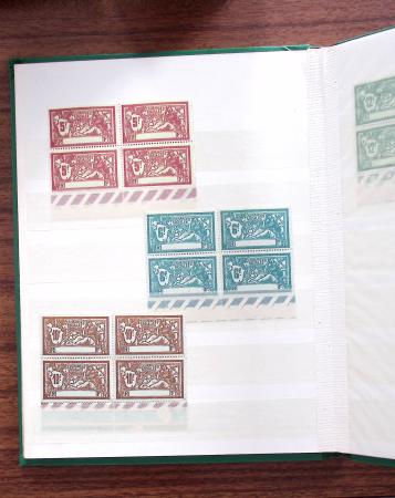 1883-1964, Lot de France en 4 albums et 1 petit classeurs