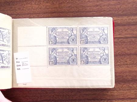 1883-1964, Lot de France en 4 albums et 1 petit classeurs