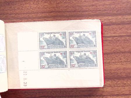 1883-1964, Lot de France en 4 albums et 1 petit classeurs