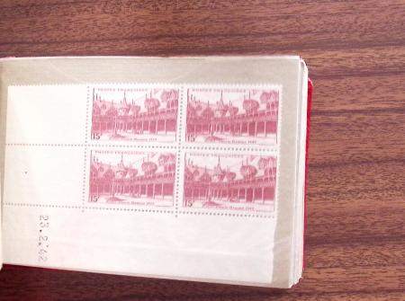 1883-1964, Lot de France en 4 albums et 1 petit classeurs