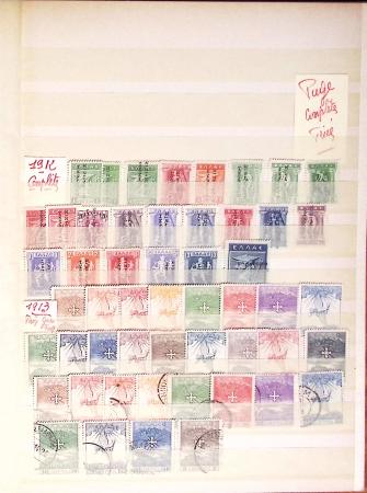 1860-1980 Selection of old-time auction lots on cards