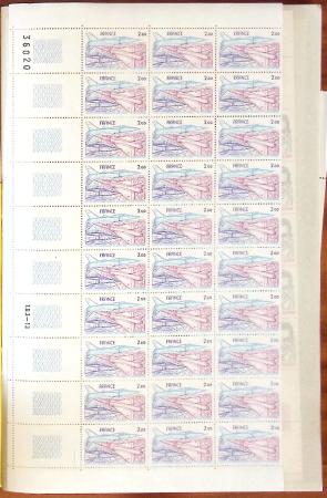 1930-1998, Lot de fin de catalogue, rangé dans 9 classeurs