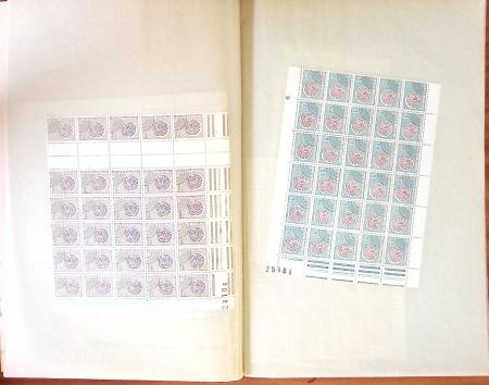 1930-1998, Lot de fin de catalogue, rangé dans 9 classeurs