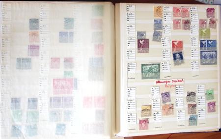 1880-1980 Fine mint and used stock in 15 large MOC stockbooks,