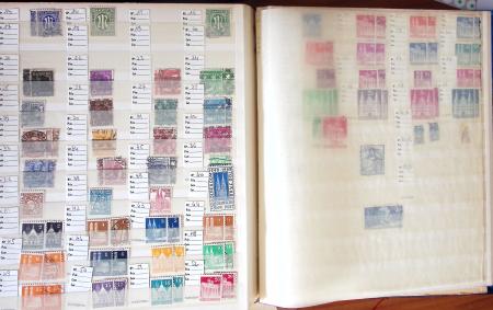 1880-1980 Fine mint and used stock in 15 large MOC stockbooks,