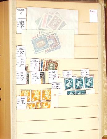 1860-1980 Chiefly mint stock of Europe in 23 large MOC stockbooks,