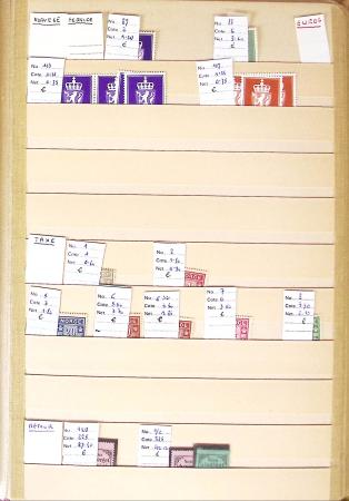 1860-1980 Chiefly mint stock of Europe in 23 large MOC stockbooks,