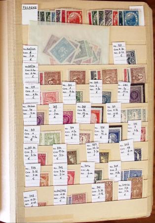 1860-1980 Chiefly mint stock of Europe in 23 large MOC stockbooks,