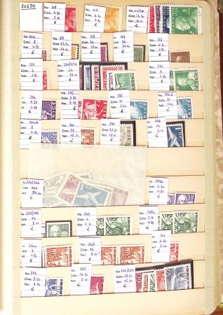 1860-1980 Chiefly mint stock of Europe in 23 large MOC stockbooks,