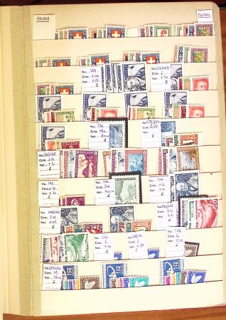 1860-1980 Chiefly mint stock of Europe in 23 large MOC stockbooks,